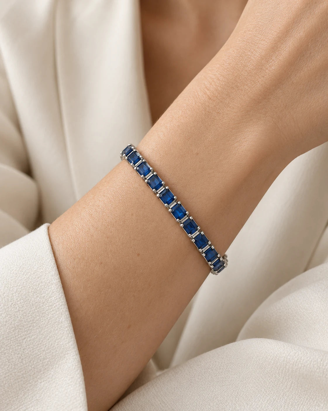 AI concept: Blue Horizon Bracelet, wearing study