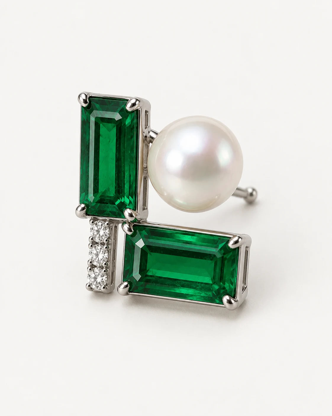 AI concept: Verdant Angle Brooch, three-quarter construction view